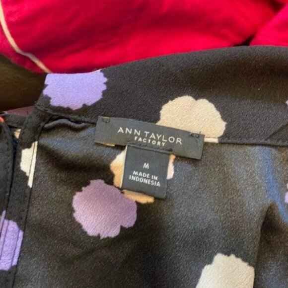 Ann Taylor Multicolor Polka Dot Sleeveless Top Women Size Medium Cowl Neck Work - Picture 5 of 6